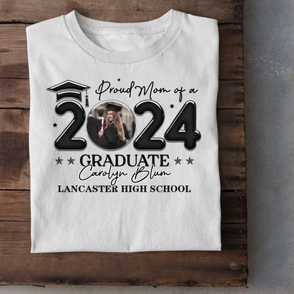 Personalized T-shirt - Graduation Keepsake Gift - Balloon Style Proud Mom Dad Of A 2024 Graduate Photo