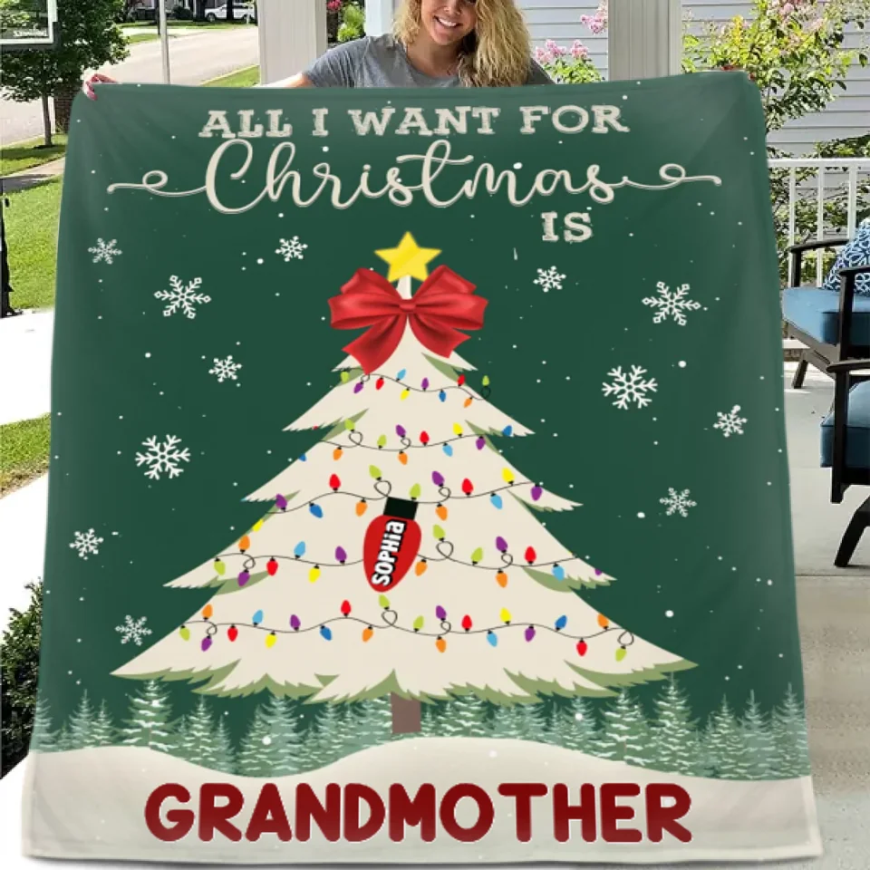 Customized Blanket For Christmas - Personalized Text And Grandchildren's Names Christmas Tree Warm and Soft Flannel Blanket - Christmas Gifts For Grandma