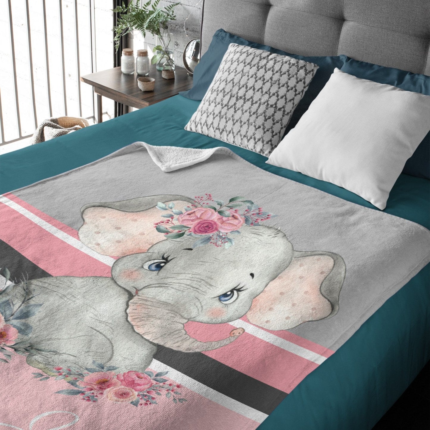 ️Personalized Floral Elephant Blanket - Customized Name Gift