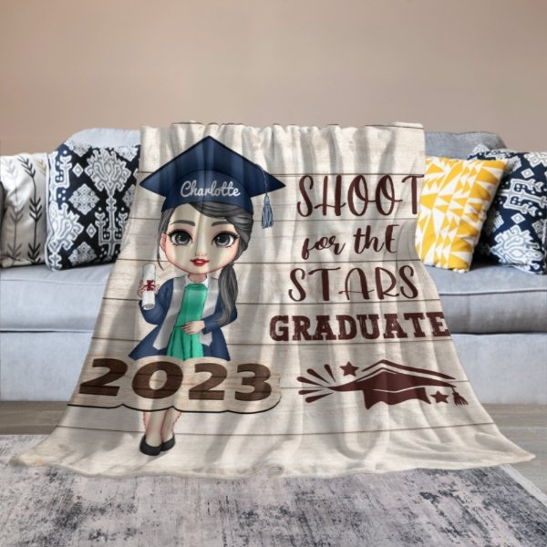 Shoot For The Stars Graduate - Personalized Blanket - Yulaki